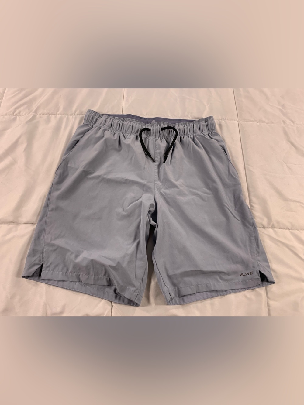 Pre loved AL1VE breathable shorts mens size M (32-34)